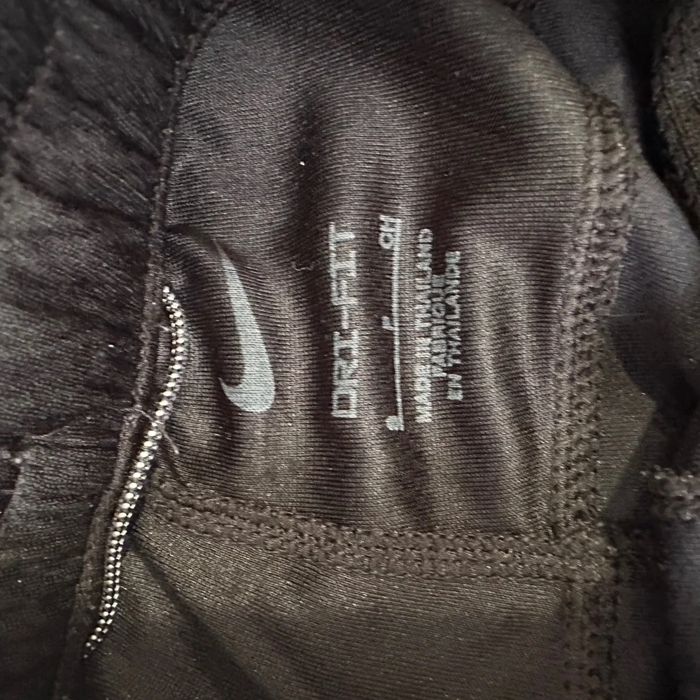 Nike Dri Fit Kids Black Athletic Shorts Size‎ S